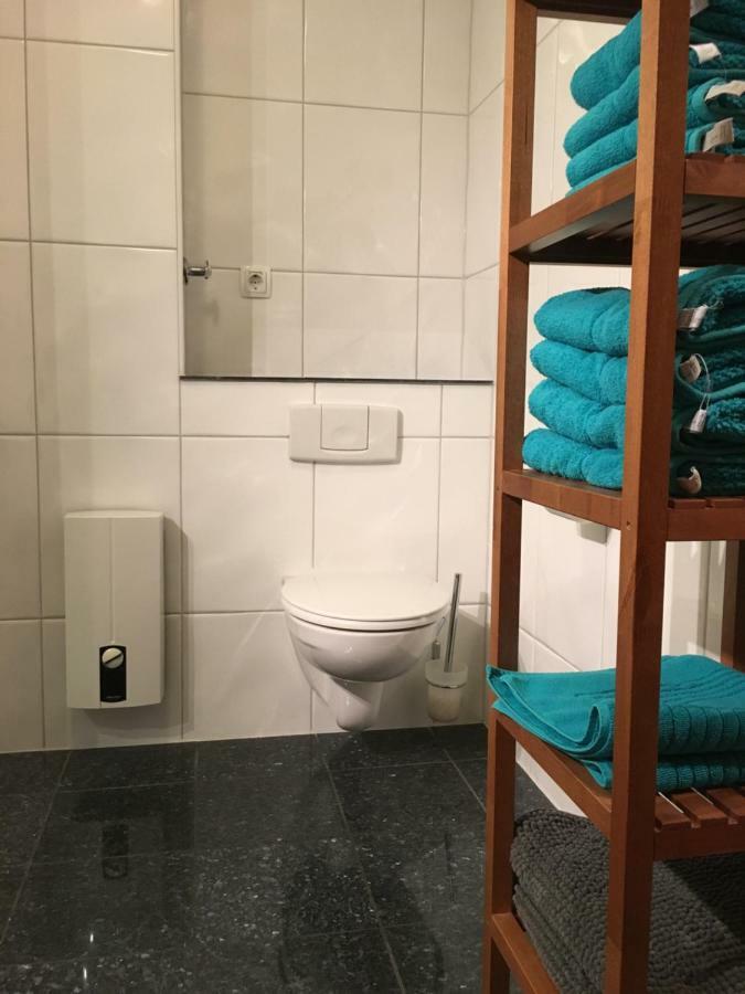 Bredeneyer Strasse 66A Apartamento Essen Exterior foto