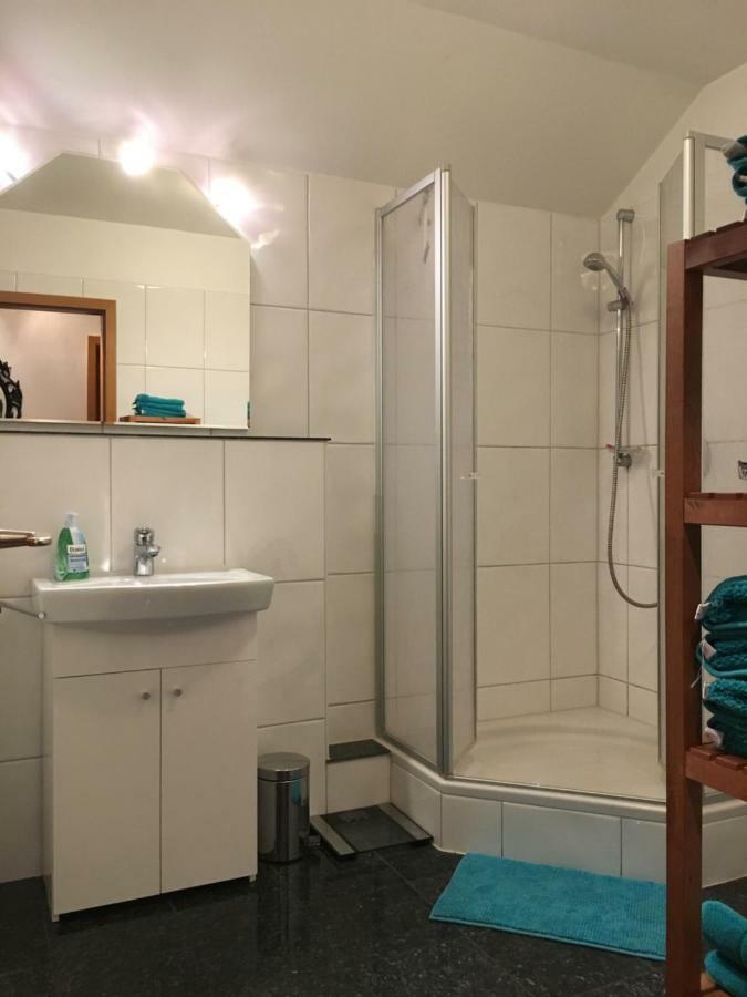 Bredeneyer Strasse 66A Apartamento Essen Exterior foto