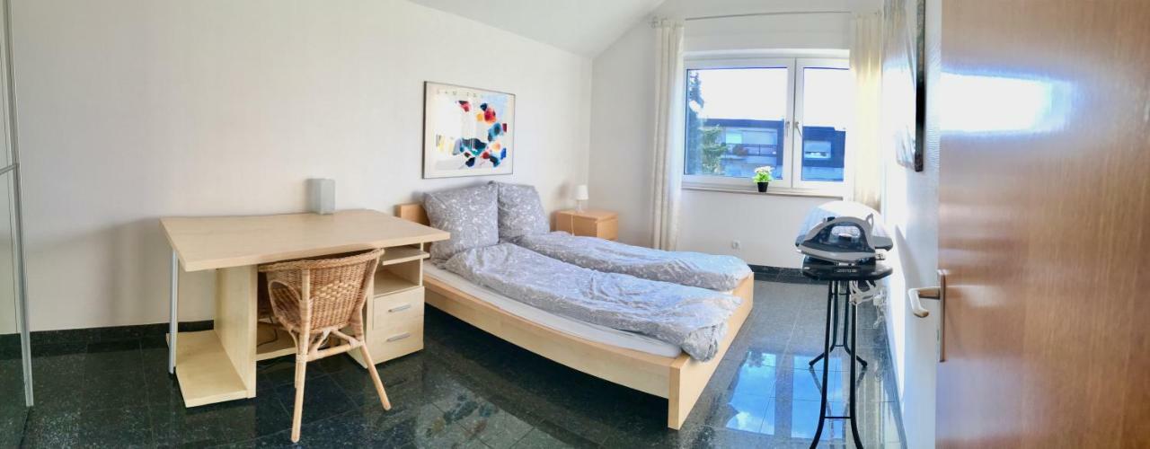 Bredeneyer Strasse 66A Apartamento Essen Exterior foto