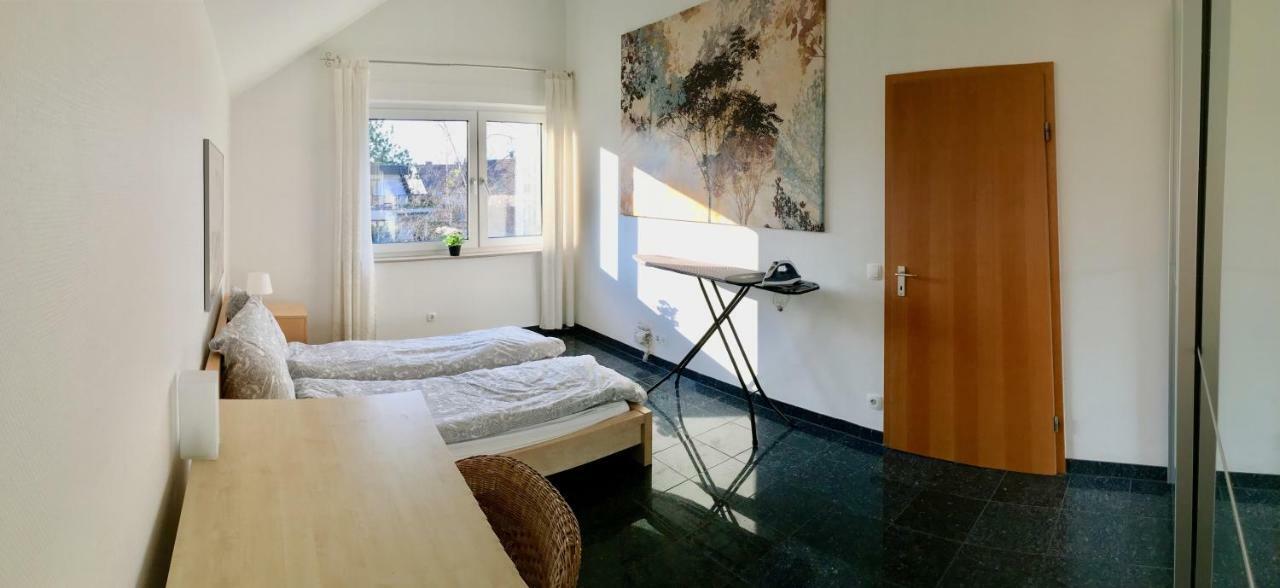 Bredeneyer Strasse 66A Apartamento Essen Exterior foto